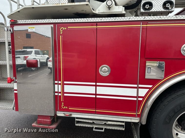 image for item EL0031 2005 Pierce Dash aerial platform fire truck