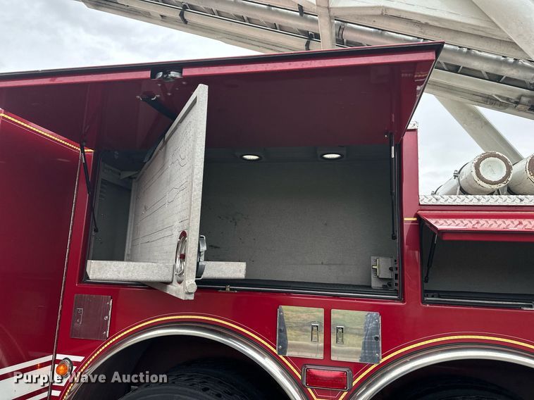 image for item EL0031 2005 Pierce Dash aerial platform fire truck