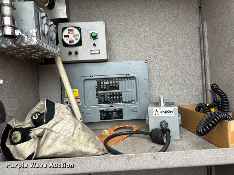 image for item EL0031 2005 Pierce Dash aerial platform fire truck