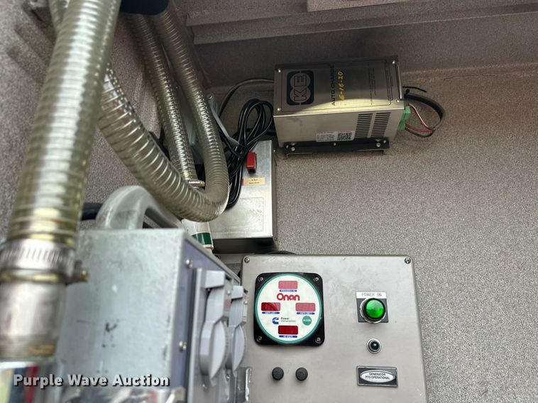 image for item EL0031 2005 Pierce Dash aerial platform fire truck