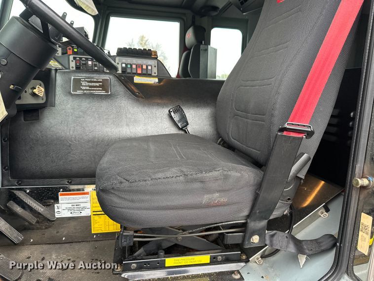 image for item EL0031 2005 Pierce Dash aerial platform fire truck