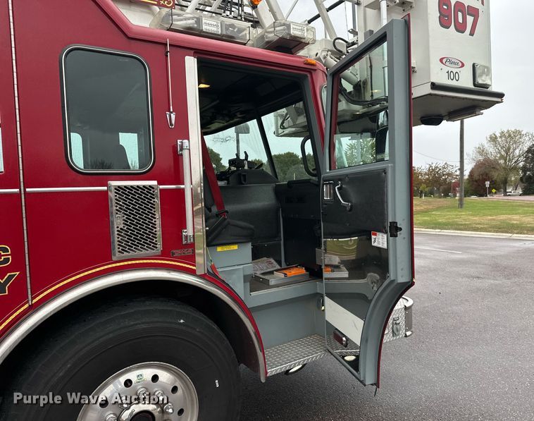 image for item EL0031 2005 Pierce Dash aerial platform fire truck