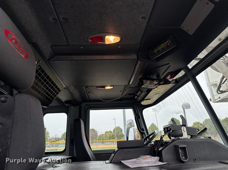 image for item EL0031 2005 Pierce Dash aerial platform fire truck