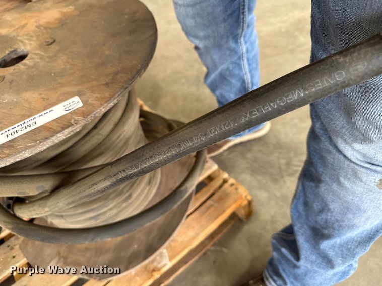 image for item EM2404 (3) spools of hydraulic hose
