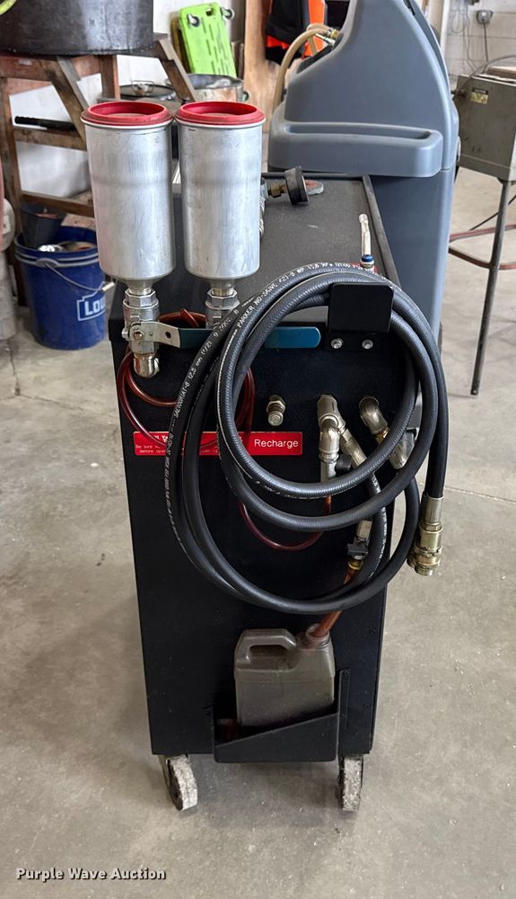 image for item EM2405 Tools