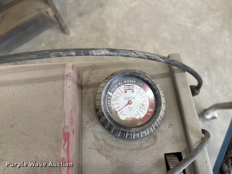 image for item EM2405 Tools