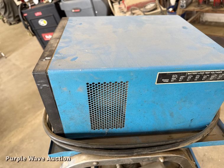 image for item EM2405 Tools