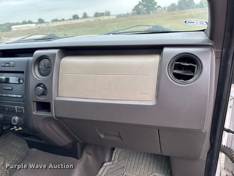 image for item EM2407 2010 Ford F150 pickup truck