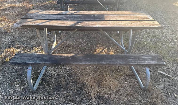 image for item EM2440 (16) picnic tables