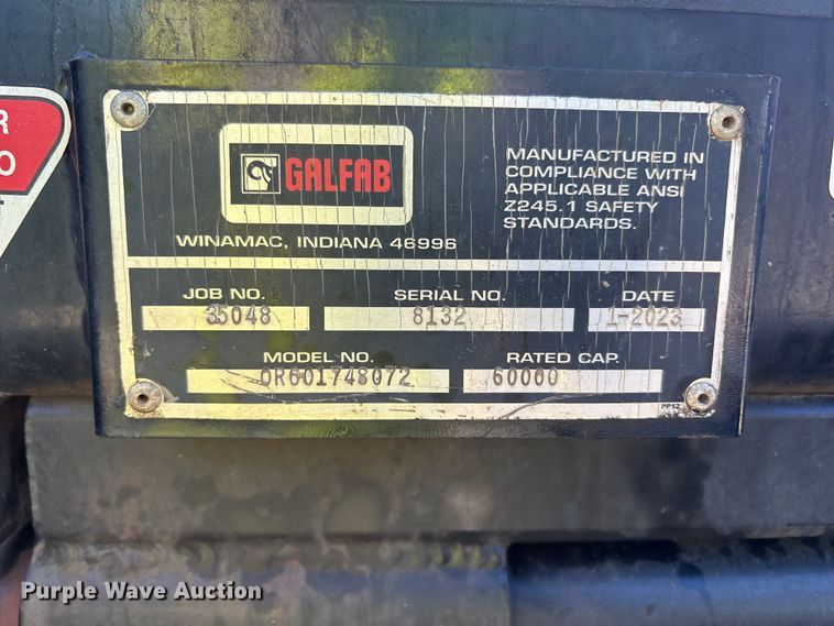 image for item EM6122 2025 Mack GR64F roll-off container truck