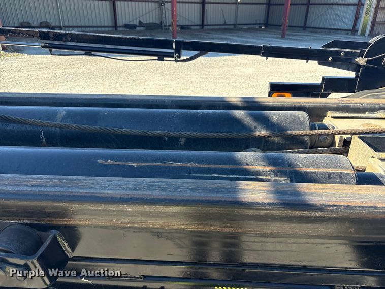 image for item EM6122 2025 Mack GR64F roll-off container truck