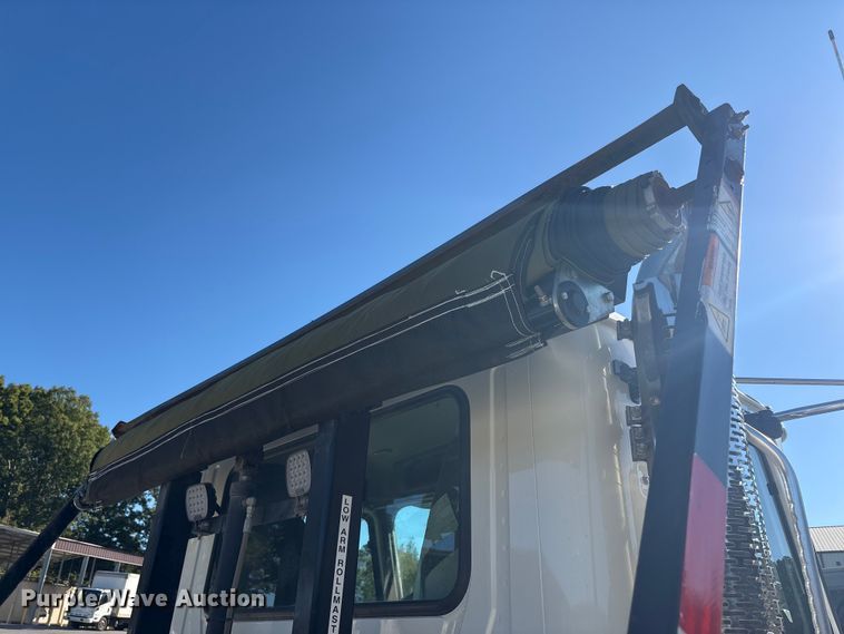 image for item EM6122 2025 Mack GR64F roll-off container truck