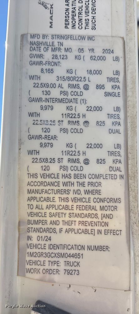 image for item EM6122 2025 Mack GR64F roll-off container truck