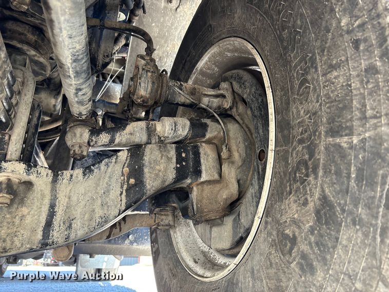 image for item EM6123 2025 Mack TerraPro refuse truck