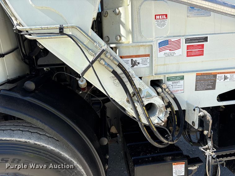 image for item EM6123 2025 Mack TerraPro refuse truck