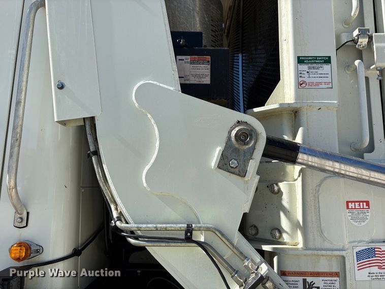 image for item EM6123 2025 Mack TerraPro refuse truck