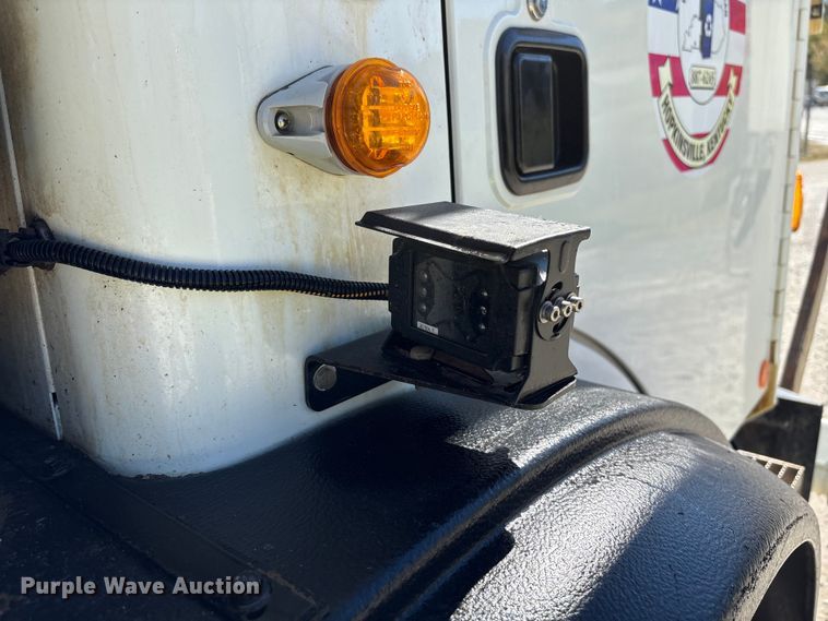 image for item EM6123 2025 Mack TerraPro refuse truck