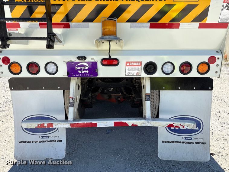 image for item EM6123 2025 Mack TerraPro refuse truck