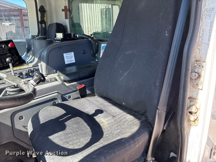 image for item EM6123 2025 Mack TerraPro refuse truck