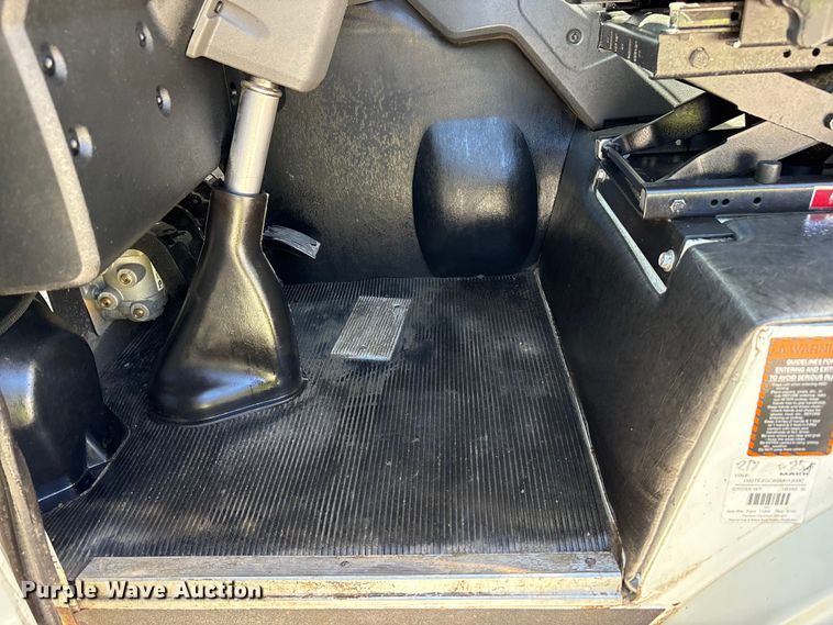 image for item EM6123 2025 Mack TerraPro refuse truck