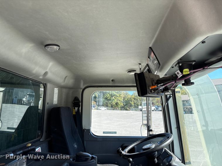 image for item EM6123 2025 Mack TerraPro refuse truck