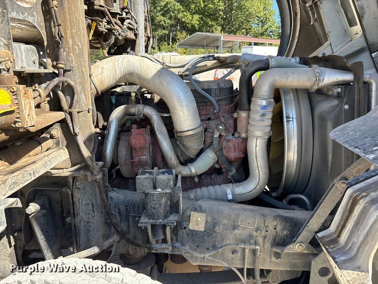 image for item EM6123 2025 Mack TerraPro refuse truck