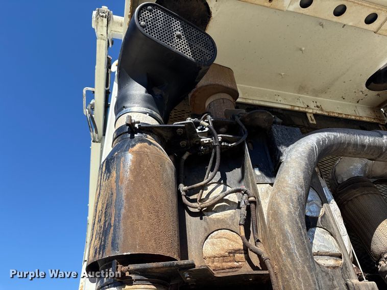 image for item EM6123 2025 Mack TerraPro refuse truck