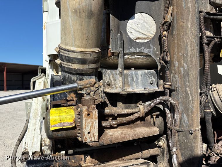 image for item EM6123 2025 Mack TerraPro refuse truck