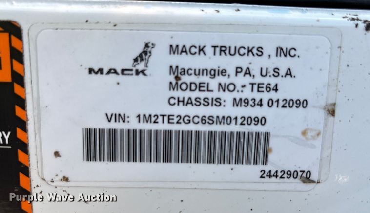 image for item EM6123 2025 Mack TerraPro refuse truck