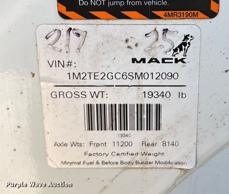 image for item EM6123 2025 Mack TerraPro refuse truck