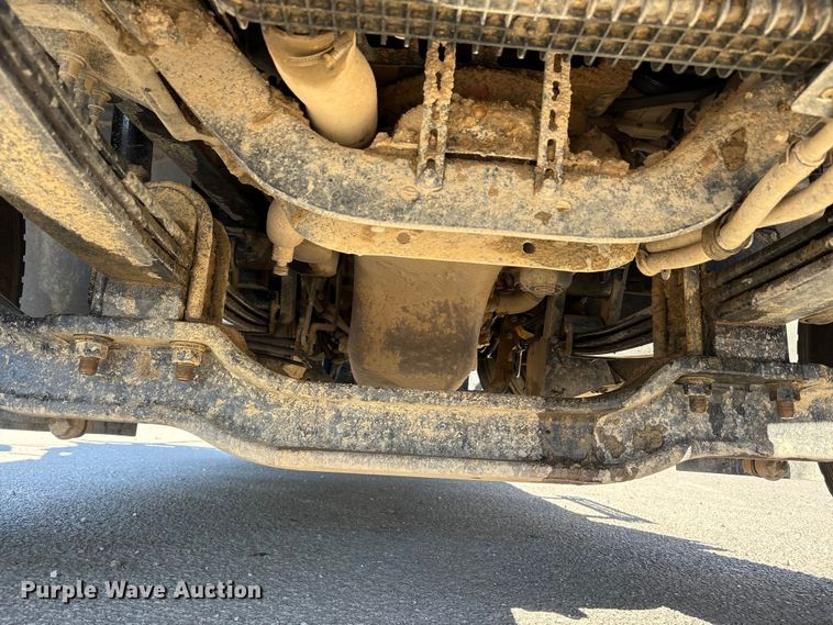 image for item EM6124 2025 Mack Granite roll-off container truck