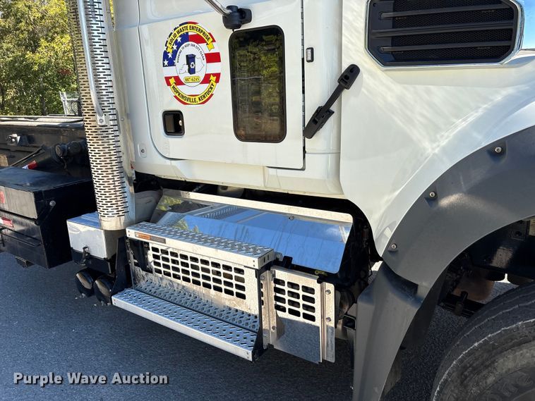 image for item EM6124 2025 Mack Granite roll-off container truck