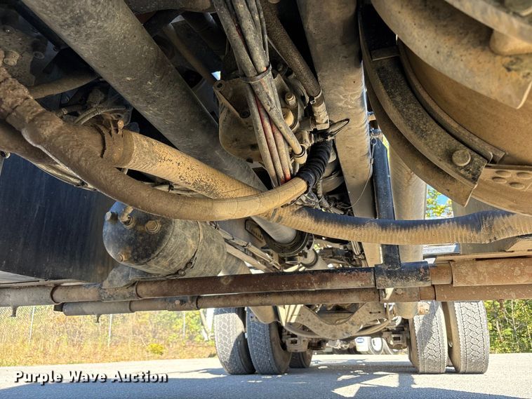 image for item EM6124 2025 Mack Granite roll-off container truck