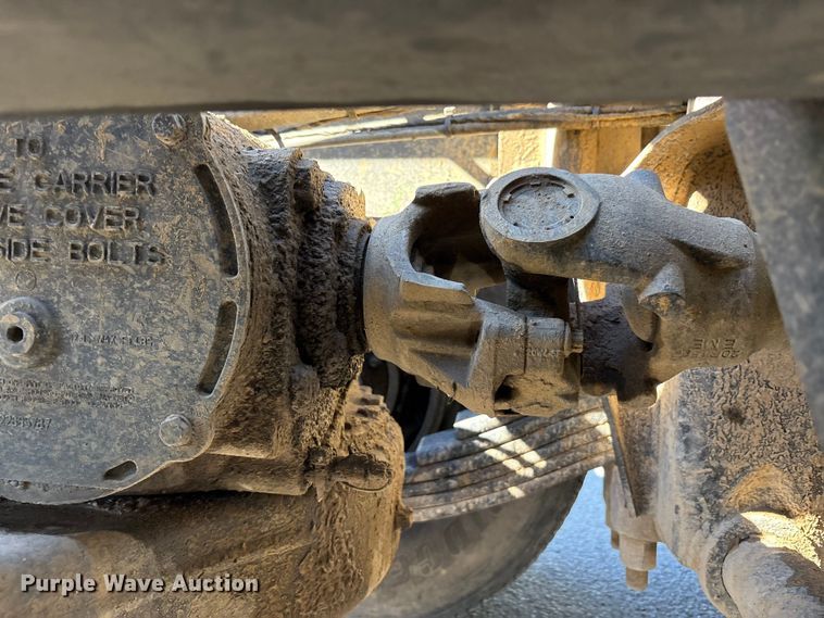 image for item EM6124 2025 Mack Granite roll-off container truck