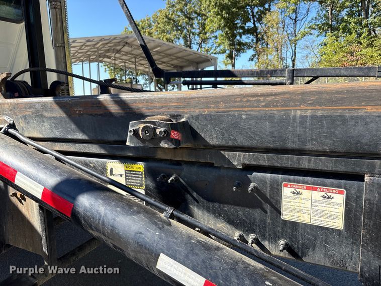 image for item EM6124 2025 Mack Granite roll-off container truck