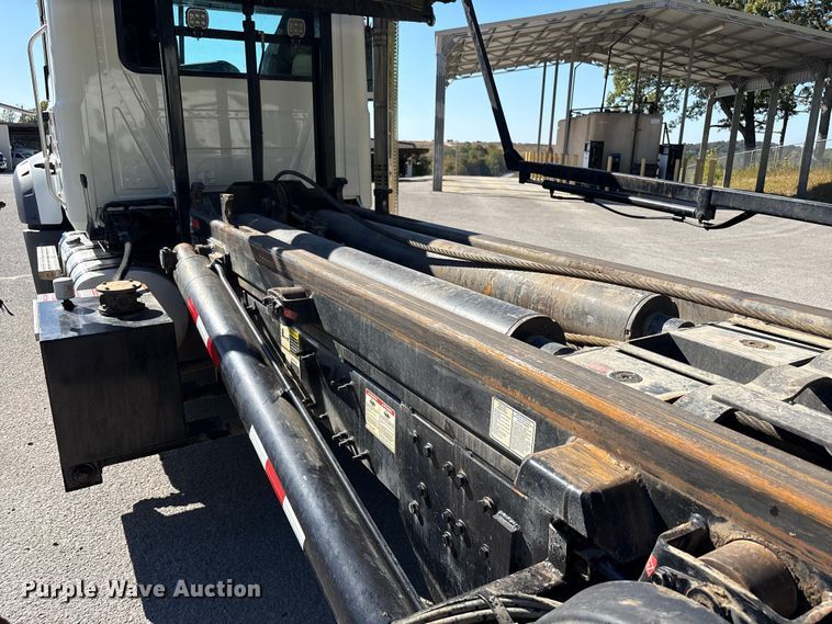 image for item EM6124 2025 Mack Granite roll-off container truck