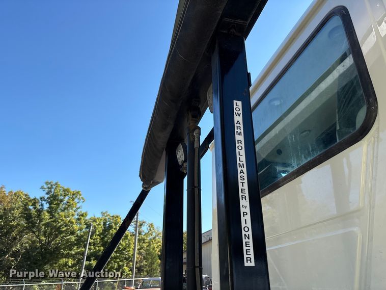 image for item EM6124 2025 Mack Granite roll-off container truck