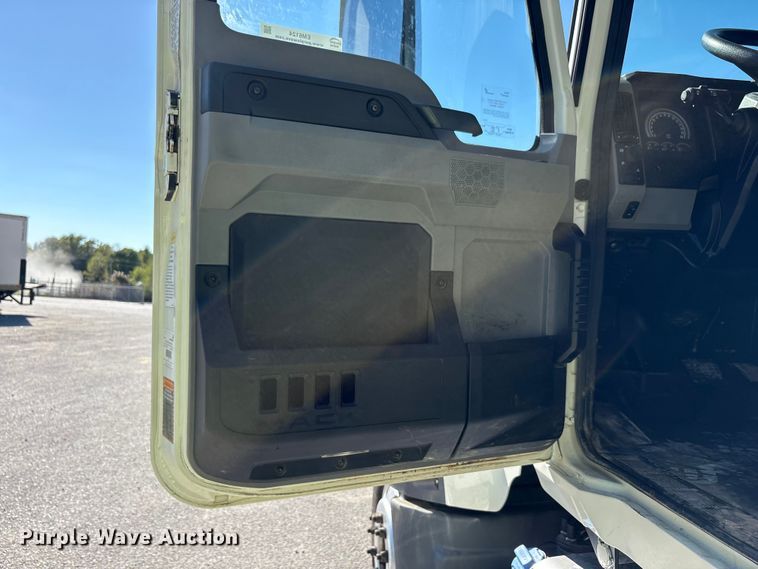 image for item EM6124 2025 Mack Granite roll-off container truck