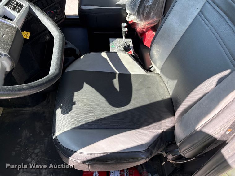 image for item EM6124 2025 Mack Granite roll-off container truck