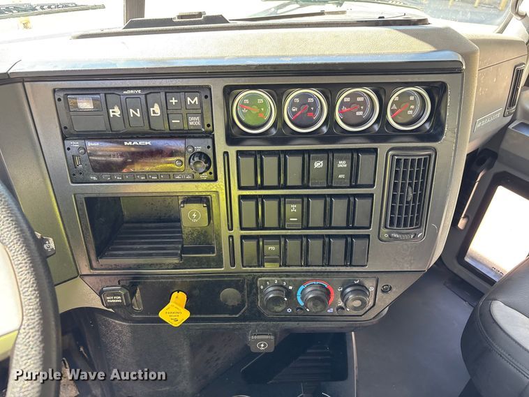 image for item EM6124 2025 Mack Granite roll-off container truck