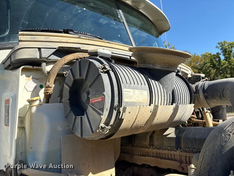 image for item EM6124 2025 Mack Granite roll-off container truck