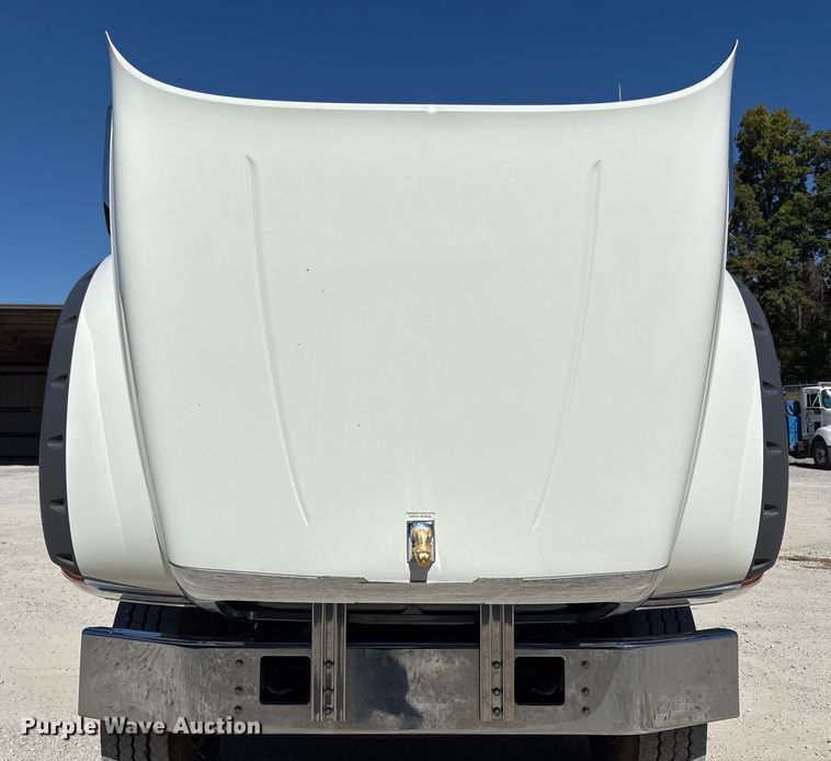 image for item EM6126 2025 Mack Granite roll-off container truck