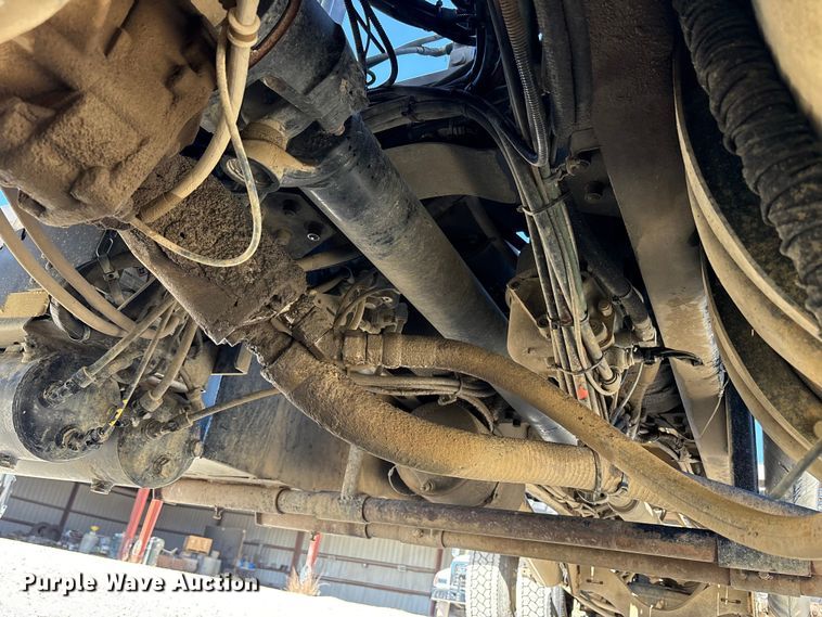 image for item EM6126 2025 Mack Granite roll-off container truck