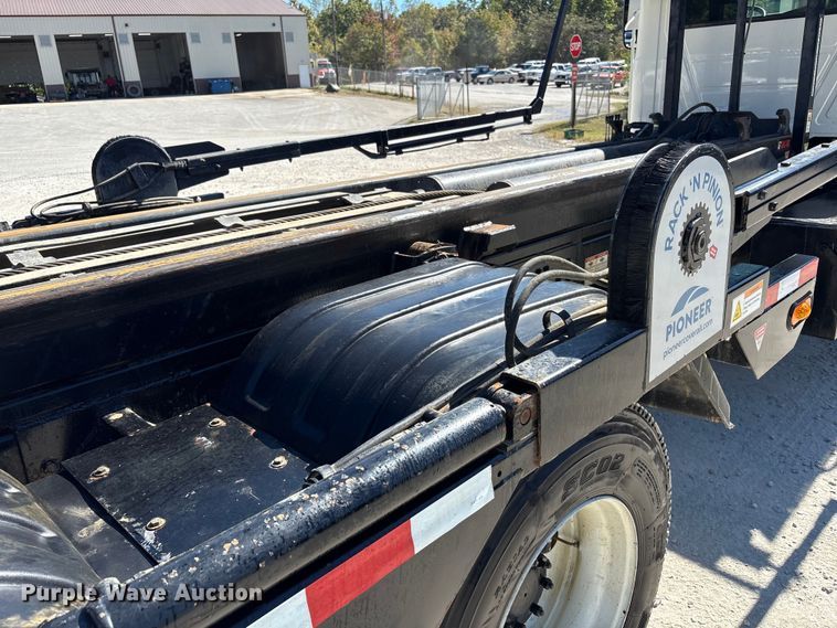 image for item EM6126 2025 Mack Granite roll-off container truck