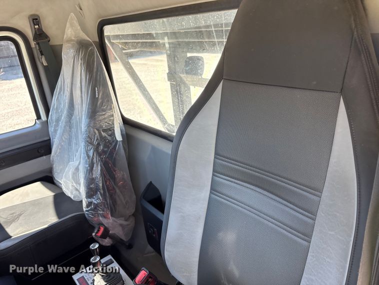 image for item EM6126 2025 Mack Granite roll-off container truck