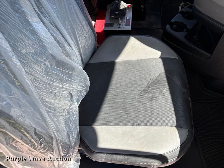 image for item EM6126 2025 Mack Granite roll-off container truck