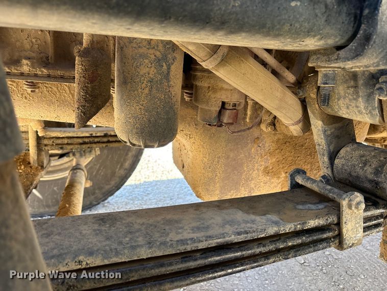 image for item EM6126 2025 Mack Granite roll-off container truck