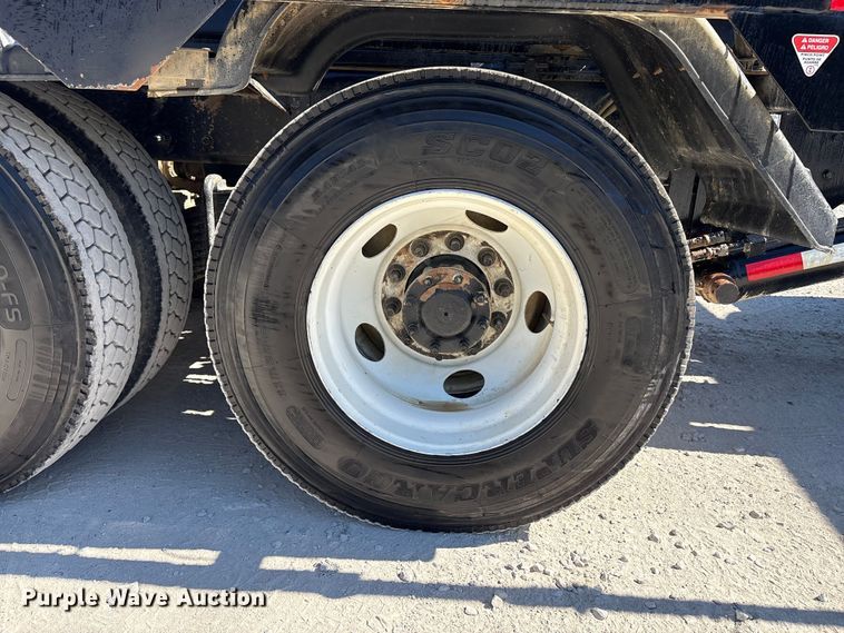 image for item EM6126 2025 Mack Granite roll-off container truck