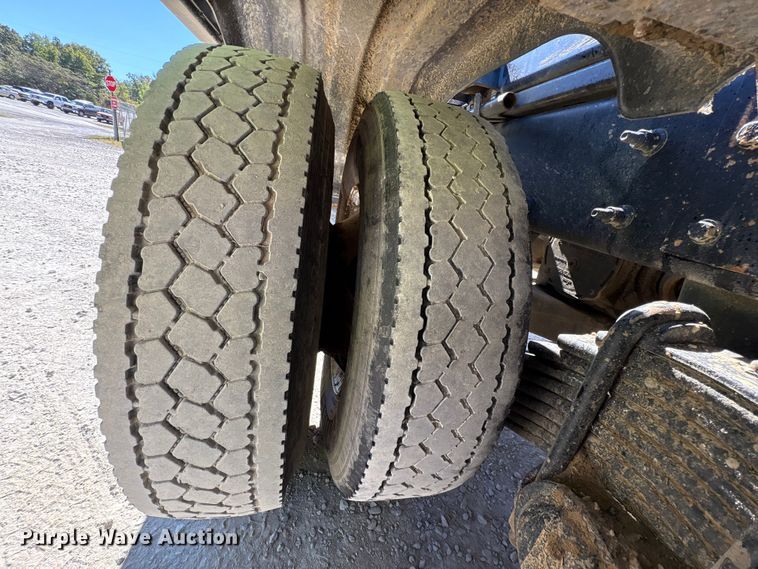 image for item EM6126 2025 Mack Granite roll-off container truck