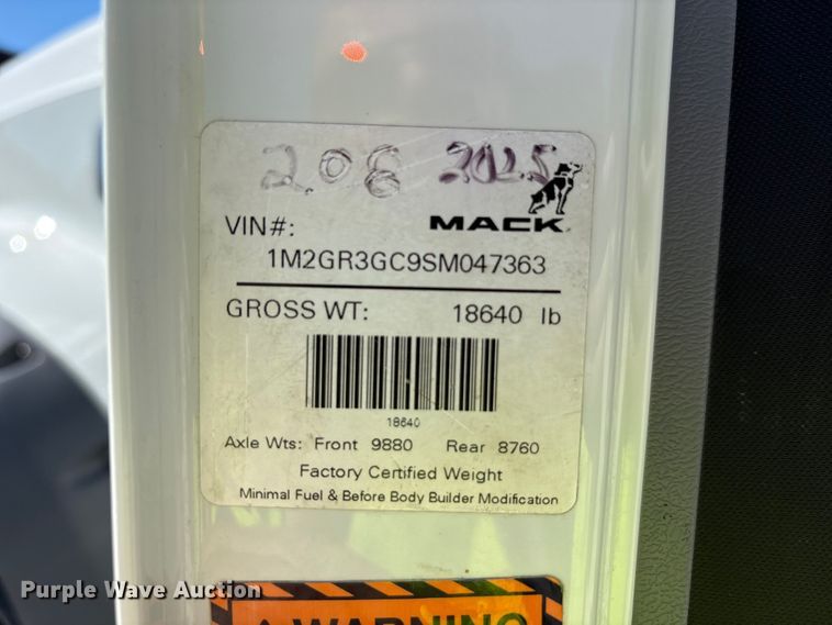 image for item EM6126 2025 Mack Granite roll-off container truck